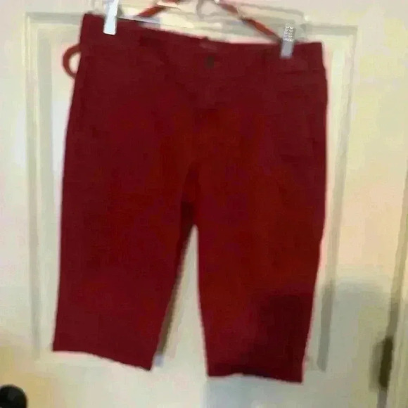 J.Crew Frankie Bermuda shorts, red size 6 stretchy - Picture 1 of 5
